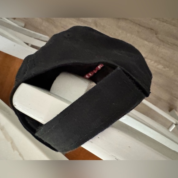 Lenox Hat - Picture 2 of 4